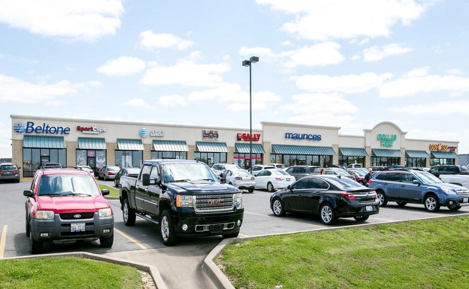 More Photos Of 2406 Williamson County Pky, Marion General Retail For Sale