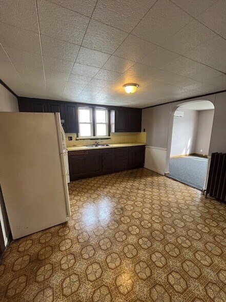 More Photos Of 48 S Kennedy Dr, Mcadoo Apartments For Sale