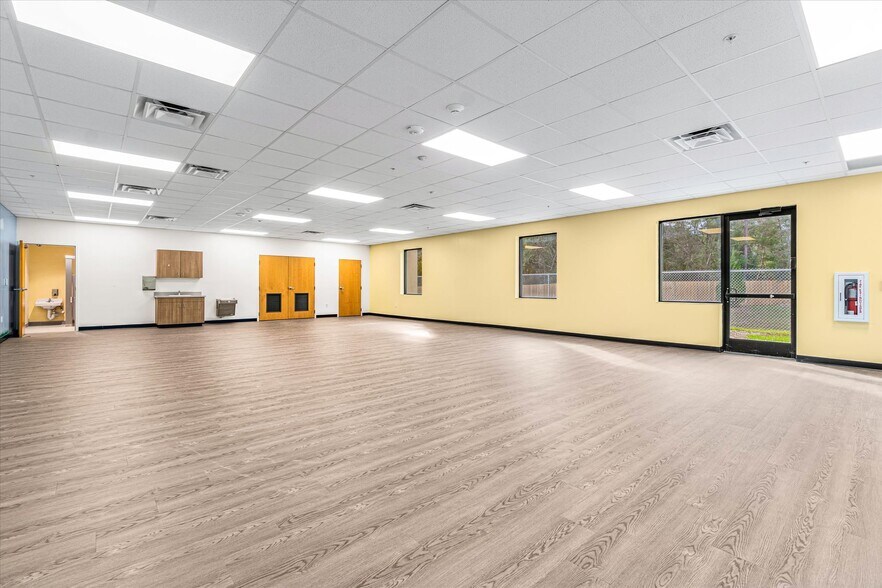More Photos Of 481 Shores Blvd, Saint Augustine Medical For Sale