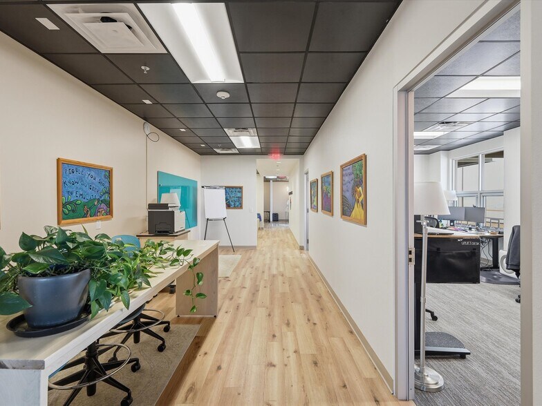 More Photos Of 1607 Paseo De Peralta, Santa Fe Freestanding For Lease