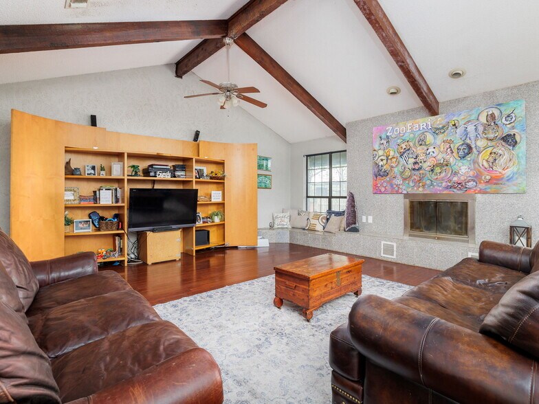 More Photos Of 11001 S State Highway 95, Taylor Land For Sale