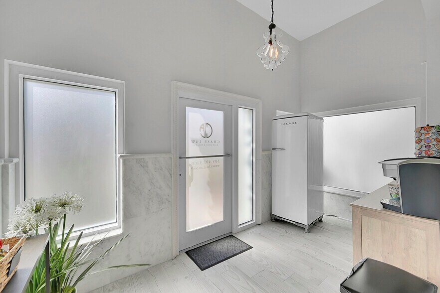 More Photos Of 1141 71st St, Miami Beach Office Residential For Sale