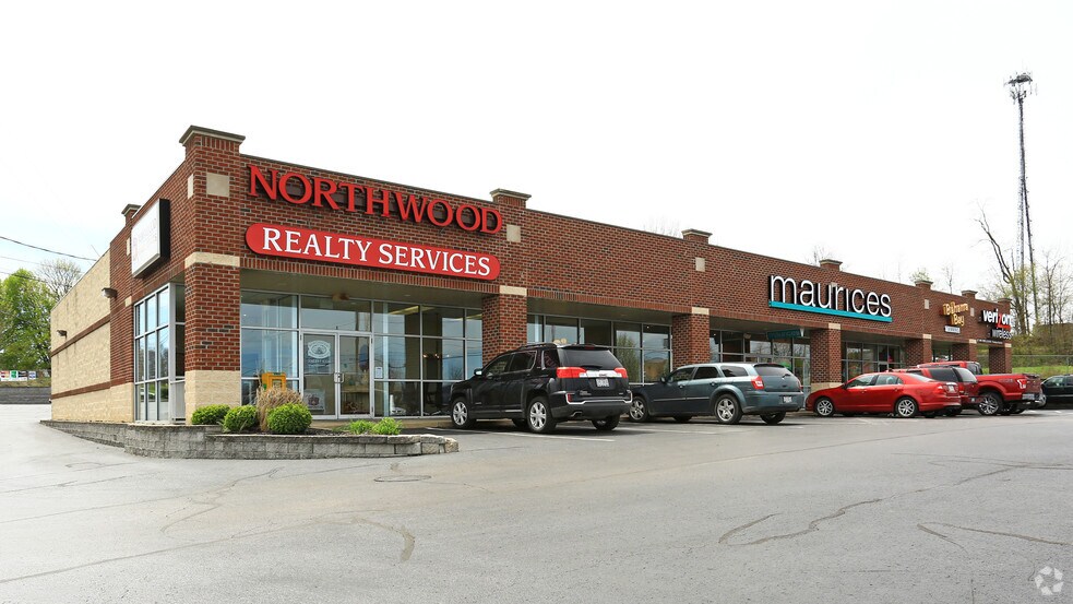 Primary Photo Of 2789 E State St, Salem Unknown For Lease