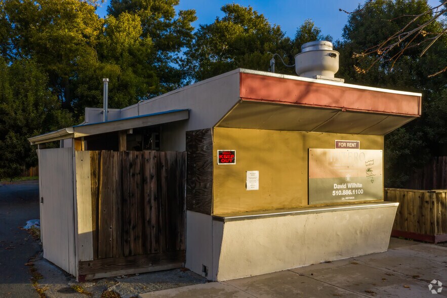 More Photos Of 3210 Castro Valley Blvd, Castro Valley Storefront Retail Residential For Lease