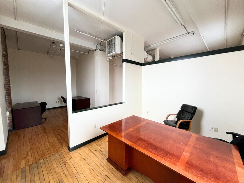 More Photos Of 94-96 Commercial St, Portland Office For Lease