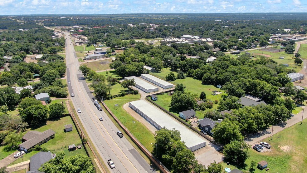 More Photos Of 412 City, Caldwell Self Storage For Sale