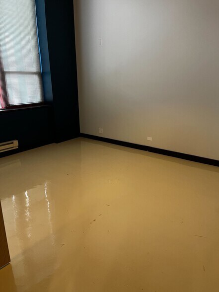 More Photos Of 409 W Huron St, Chicago Loft Creative Space For Lease