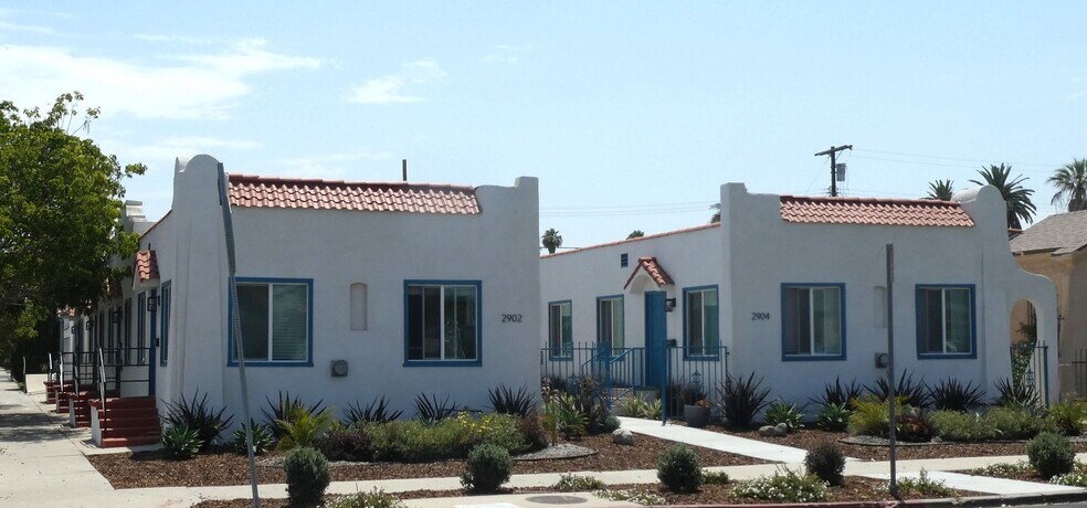 More Photos Of 2902 Hillcrest Dr, Los Angeles Apartments For Sale