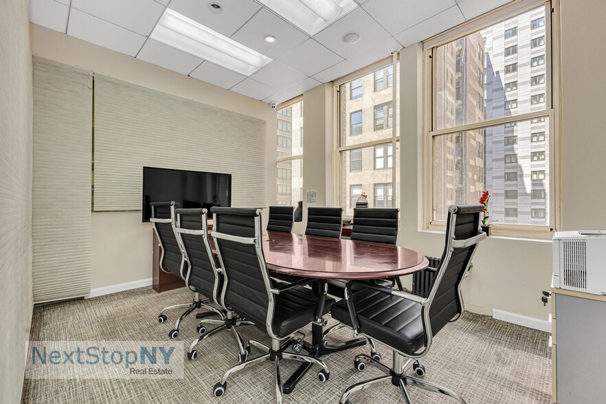 More Photos Of 70 W 36th St, New York Office For Sale