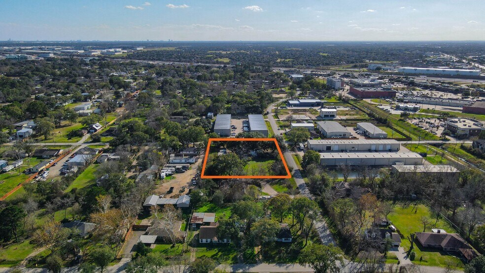 More Photos Of 16314 Dundee Rd, Cypress Land For Sale