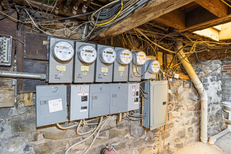 More Photos Of 74 Cambridge Ave, Jersey City Storefront Retail Residential For Sale