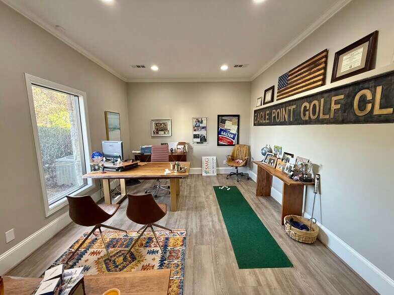 More Photos Of 204 Griffin Park Dr, Birmingham Office For Sale