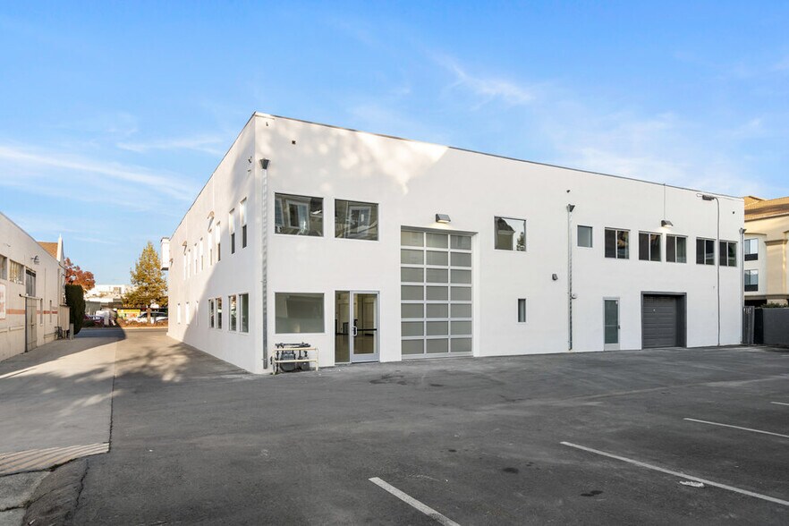 More Photos Of 1802-1808 El Camino Real, Redwood City General Retail For Lease