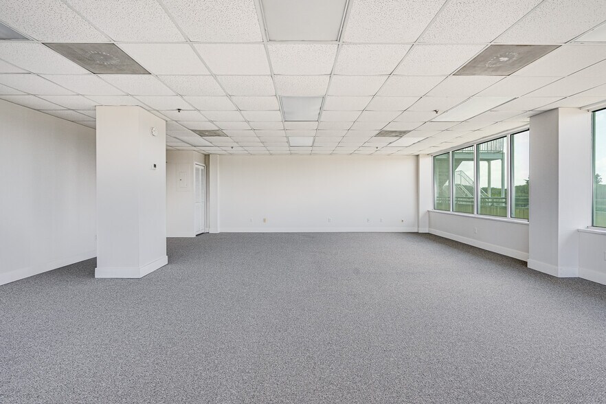 More Photos Of 55 Inlet Harbor Rd, Ponce Inlet Office Residential For Lease