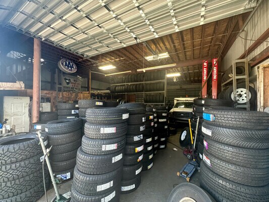 More Photos Of 1590 S McCall Rd, Englewood Auto Repair For Sale