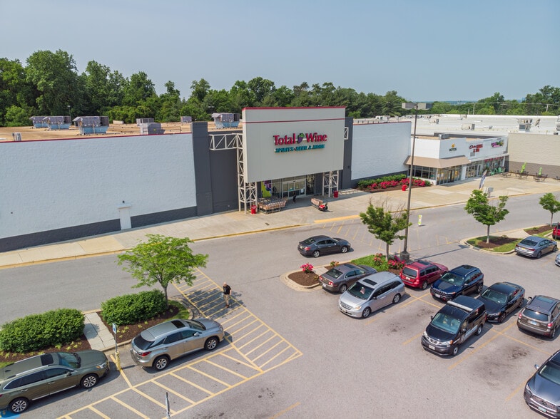 More Photos Of Fort Meade Rd @ B/W Pky, Laurel Unknown For Lease