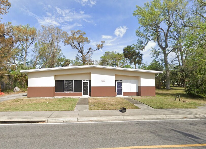 More Photos Of 932 Orange Ave, Daytona Beach General Retail For Sale