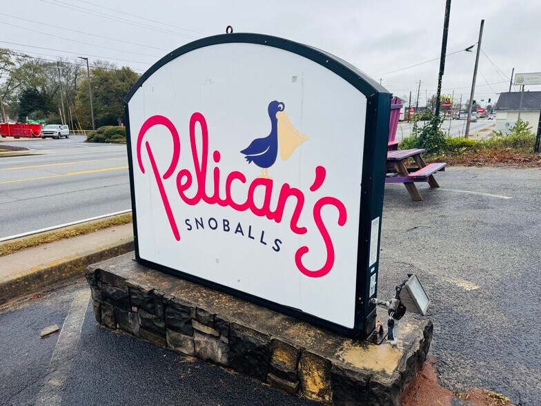 More Photos Of 732 W Taylor St, Griffin General Retail For Sale