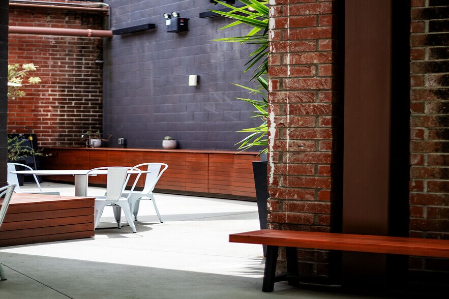 More Photos Of 8870 Washington Blvd, Culver City Loft Creative Space For Sale