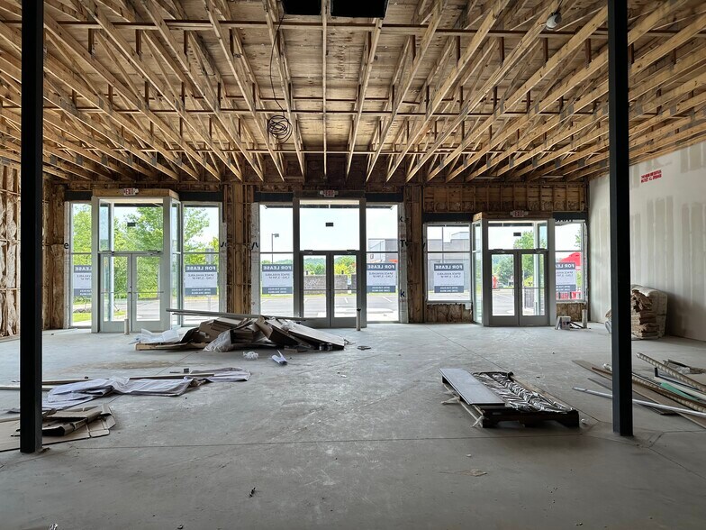 More Photos Of 83 N Georgia Ave, Dawsonville Restaurant For Lease