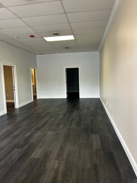 More Photos Of 7610 Post Rd, North Kingstown Freestanding For Lease