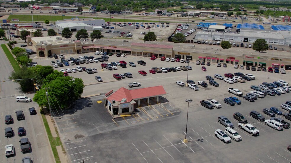 Primary Photo Of 4600-4722 S 14th St, Abilene Storefront For Lease