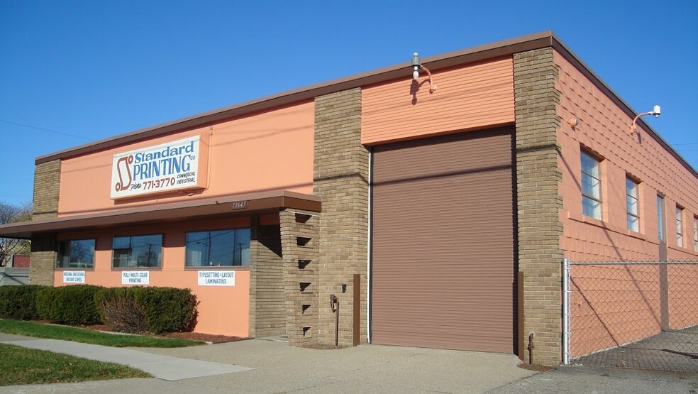 More Photos Of 13647 E 10 Mile Rd, Warren Warehouse For Lease