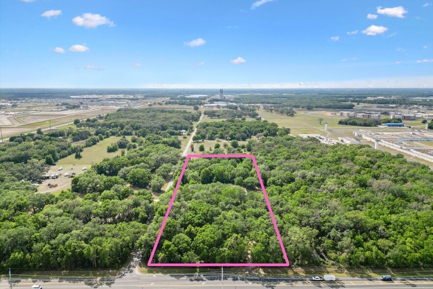 More Photos Of 7112 Marsh Bend Trl, Wildwood Warehouse For Lease