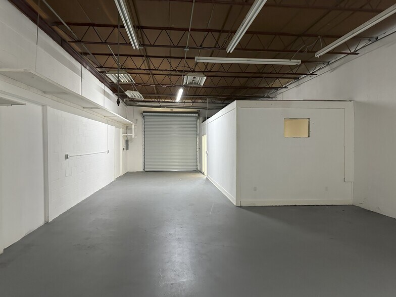 More Photos Of 3214-3218 Lenox Ave, Jacksonville Service For Lease