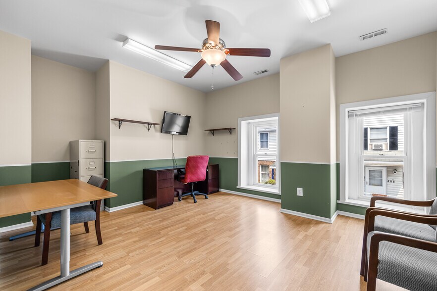 More Photos Of 410 Main St, Reisterstown Medical For Lease