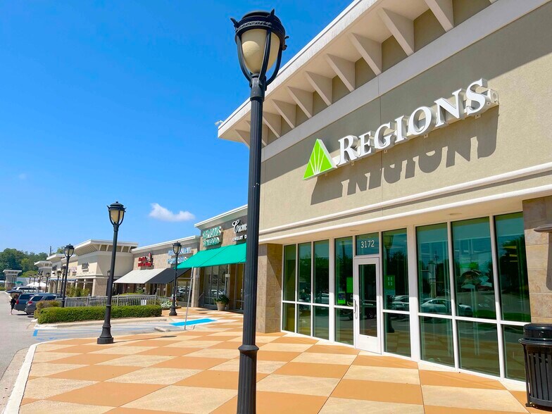 More Photos Of 3134-3172 Cahaba Heights Plz, Birmingham Unknown For Lease