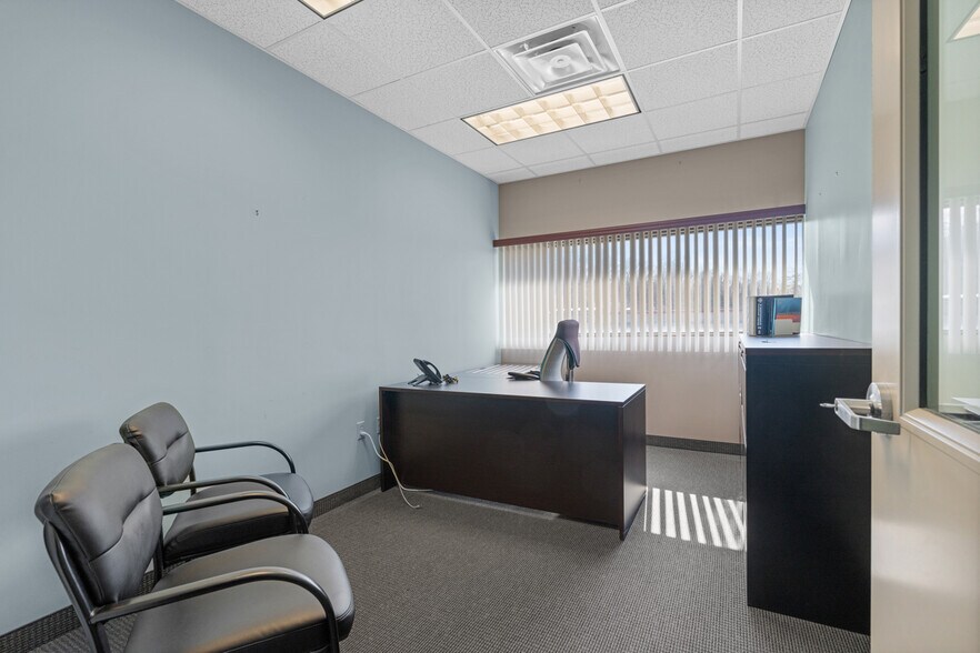 More Photos Of 2640 Pitcairn Rd, Monroeville Medical For Sale
