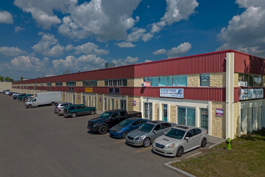 More Photos Of 1420 40th Ave NE, Calgary Warehouse For Sale