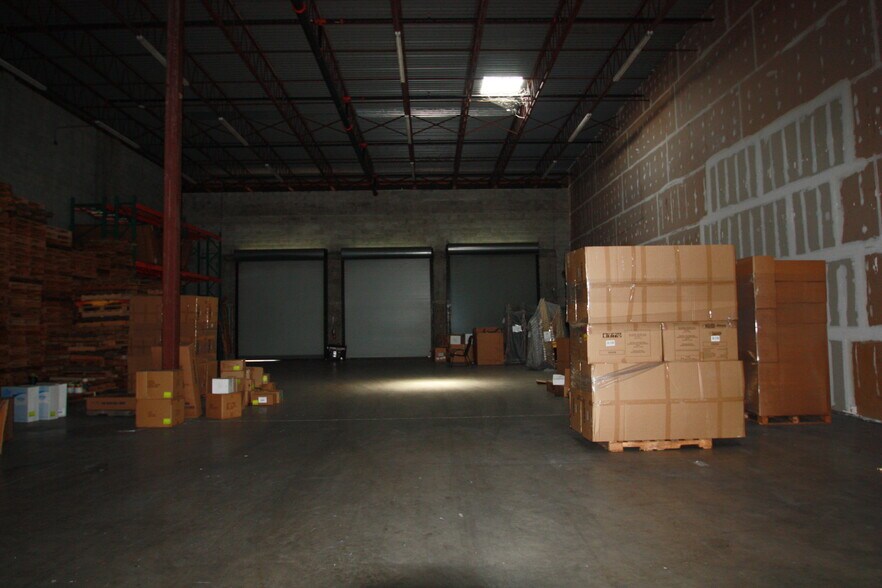 More Photos Of 2201 W Atlantic Blvd, Pompano Beach Showroom For Lease