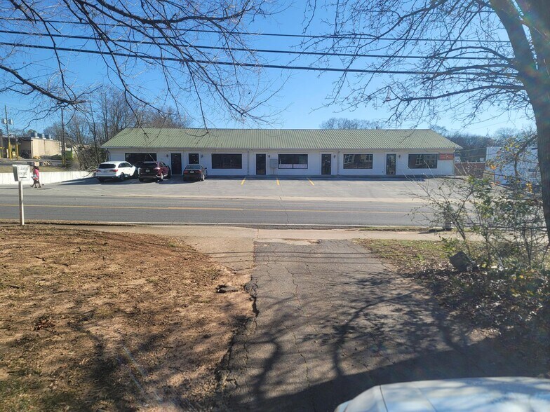 Primary Photo Of 321 West Ave, Cedartown Office Residential For Sale