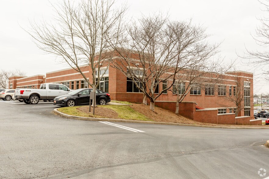 More Photos Of 3001 Armory Dr, Nashville Serviced Offices For Lease
