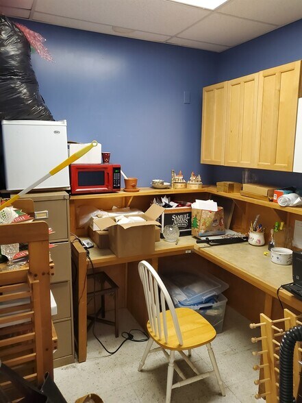More Photos Of 1303-1313 Gold Star Hwy, Groton Storefront Retail Office For Sale