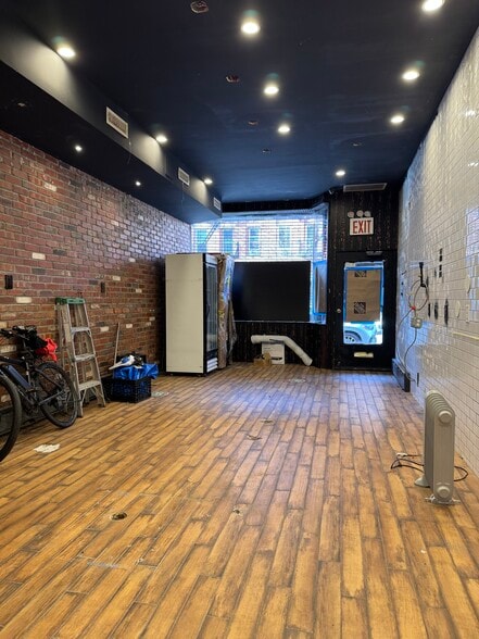 More Photos Of 69 5th Ave, Brooklyn Storefront Retail Residential For Lease