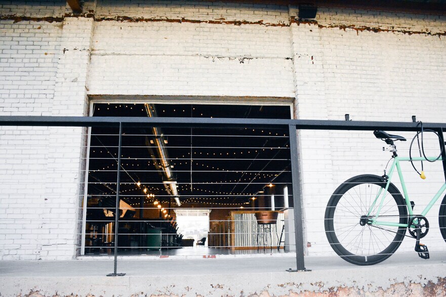 More Photos Of 25 Delano Dr, Greenville Restaurant For Lease