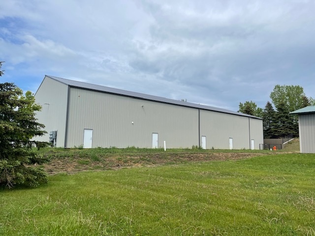 More Photos Of 405-415 Guernsey Ln, Red Wing Warehouse For Sale