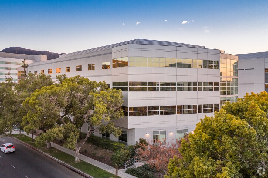 More Photos Of 201 S Buena Vista St, Burbank Medical For Lease