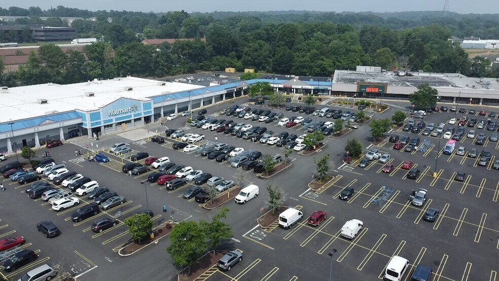 More Photos Of 250 Route 59, Suffern Storefront For Lease