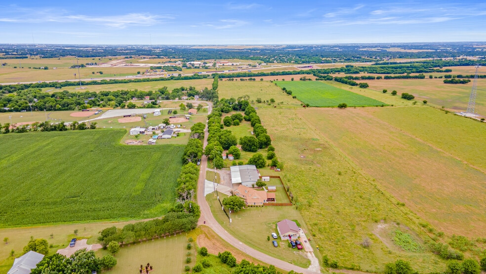 More Photos Of 414 County Road 437, Eddy Service For Sale