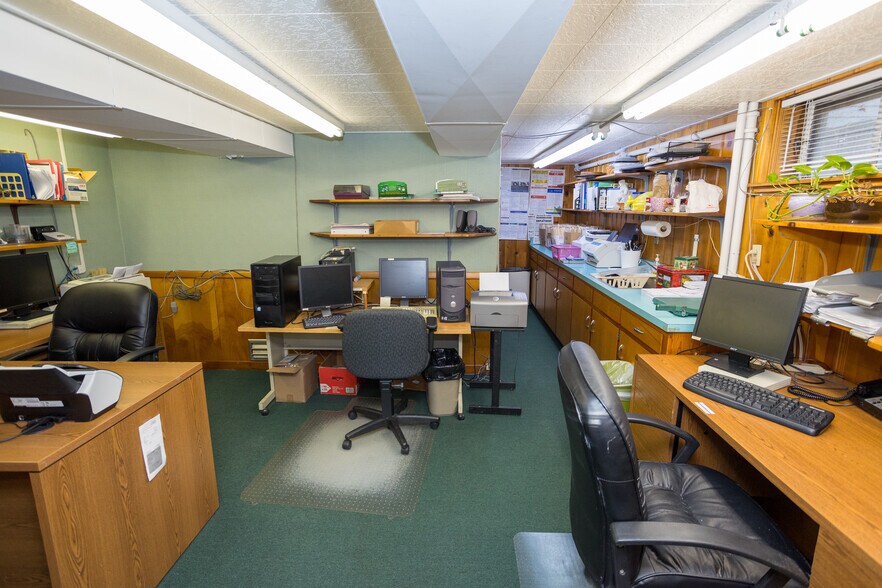 More Photos Of 73 Amboy Ave, Metuchen Medical For Sale