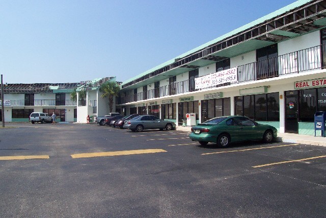 Primary Photo Of 2202 N U.S. Highway 1, Fort Pierce Unknown For Lease