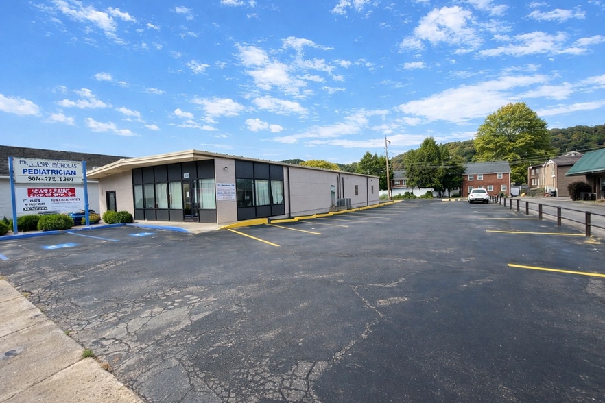 Primary Photo Of 5314 MacCorkle Ave, Charleston Medical For Sale