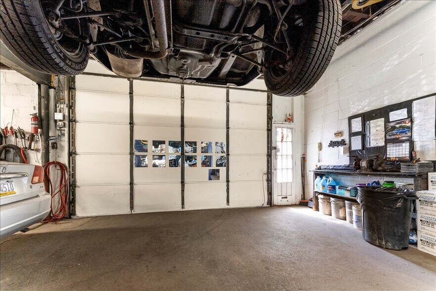 More Photos Of 603 Greenway Ave, Darby Auto Repair For Sale