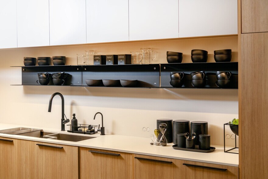 More Photos Of 22 E 5th Ave, Vancouver Coworking Space