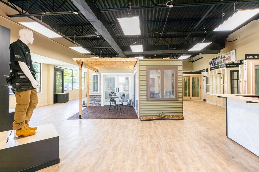 More Photos Of , Wixom Flex For Sale