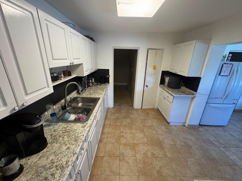 More Photos Of 13981 SW 232nd St, Miami Specialty For Sale